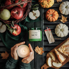 Laden Sie das Bild in den Galerie-Viewer, Duftkerze﹆Klassik 🇦🇹 „I´ STEH auf di“