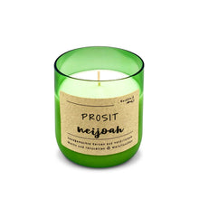 Laden Sie das Bild in den Galerie-Viewer, Duftkerze﹆Klassik 🇦🇹 „Prosit neijoah“